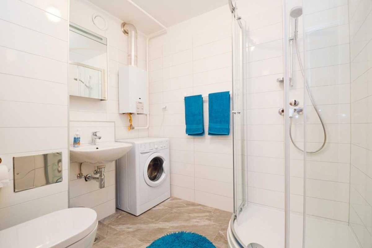 Leut Apartment, 3Min Beach, 15Min Center Pula Bagian luar foto