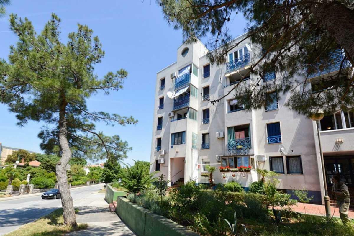 Leut Apartment, 3Min Beach, 15Min Center Pula Bagian luar foto