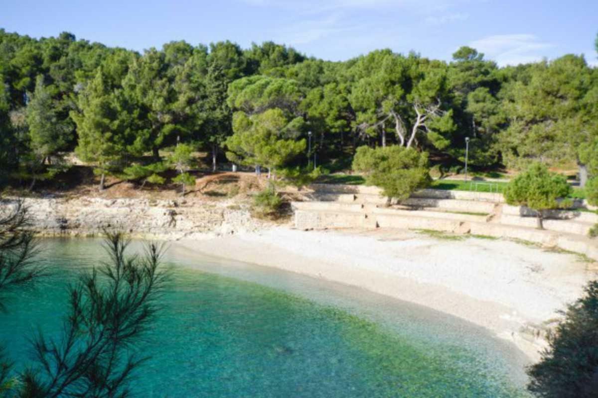 Leut Apartment, 3Min Beach, 15Min Center Pula Bagian luar foto