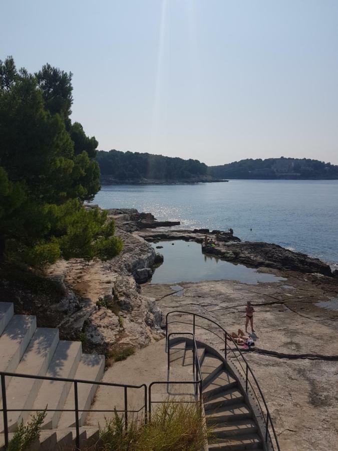 Leut Apartment, 3Min Beach, 15Min Center Pula Bagian luar foto