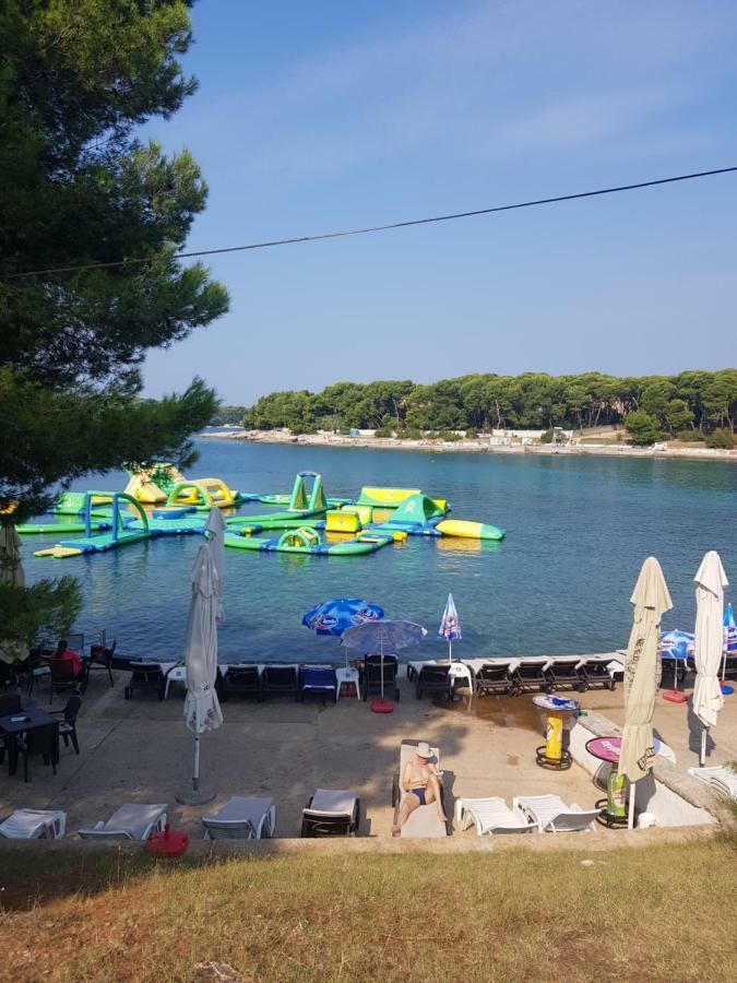Leut Apartment, 3Min Beach, 15Min Center Pula Bagian luar foto