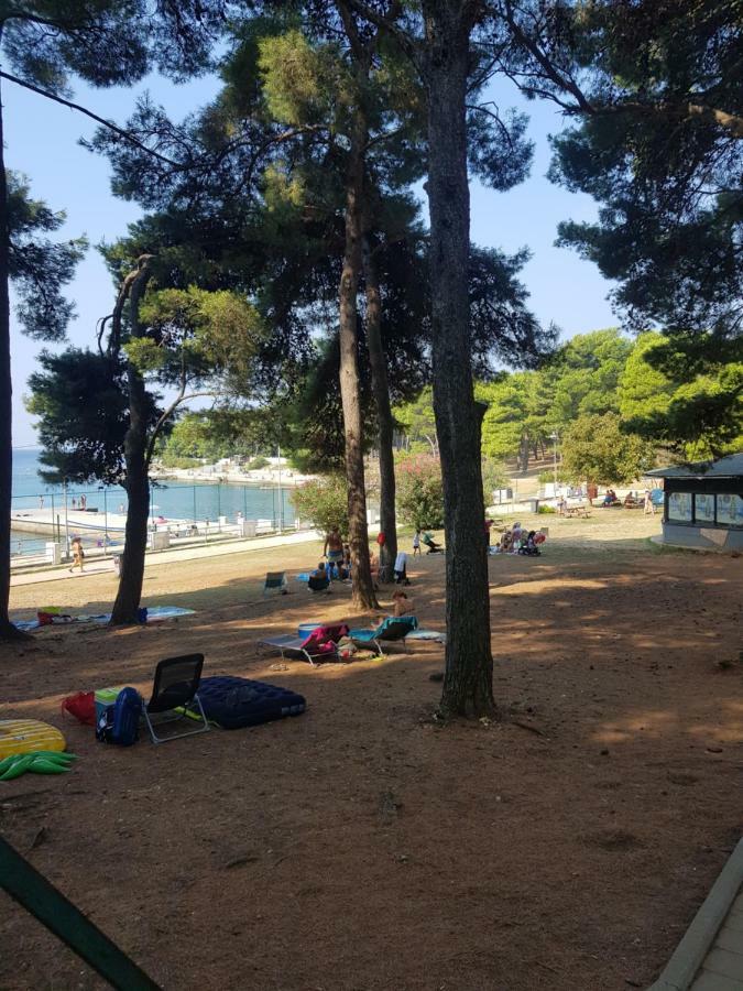 Leut Apartment, 3Min Beach, 15Min Center Pula Bagian luar foto
